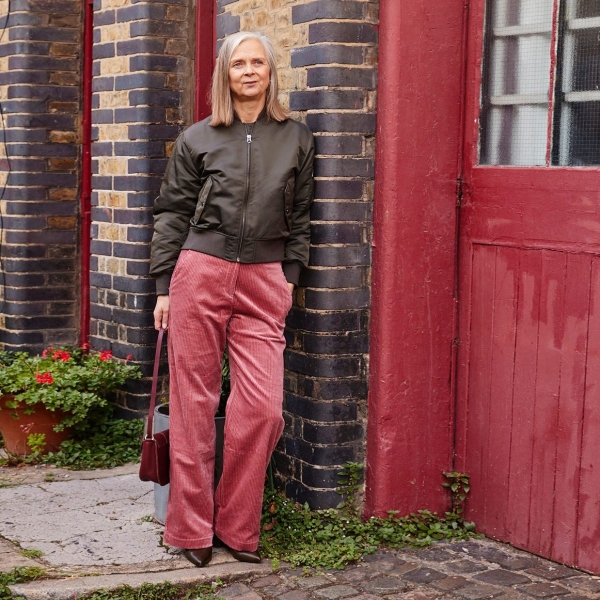 18 видов брюк, которые помогут женщине +50 создать стильный образ этой весной