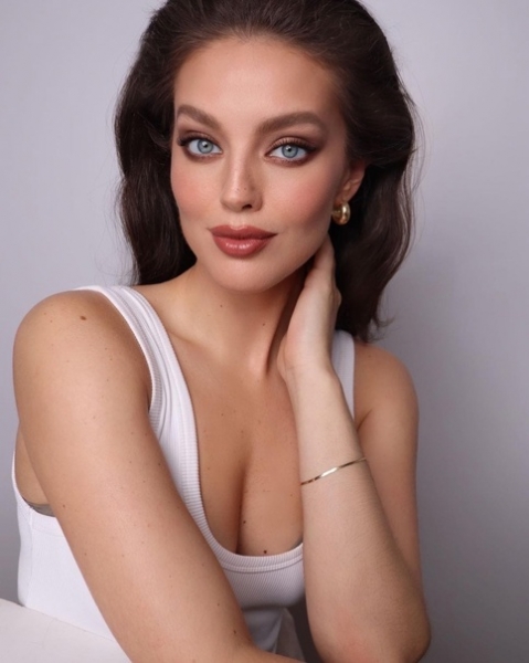 Идеальный макияж от звездного стилиста: как сделать глаза больше, а кожу идеальной