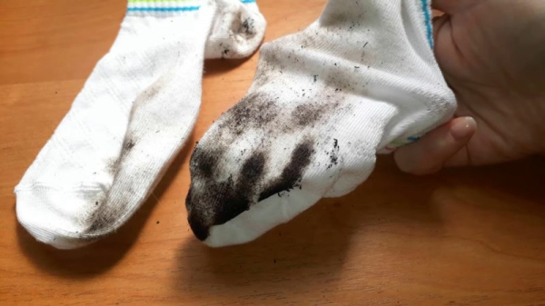 Зачем «готовить» носки в микроволновке: необычный способ для безупречной чистоты