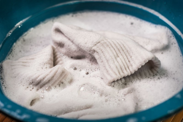 Зачем «готовить» носки в микроволновке: необычный способ для безупречной чистоты