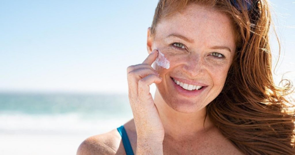 Летняя забота: Как правильно защитить кожу от солнца в жару